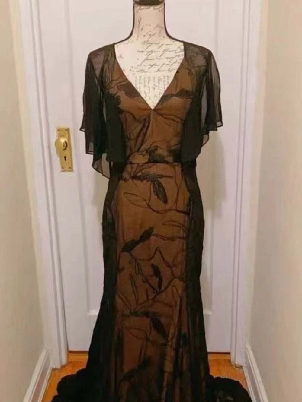 NWT HALSTON Flowy Ruffle Sleeve Embroidered Soutache Gown $695 Size 2